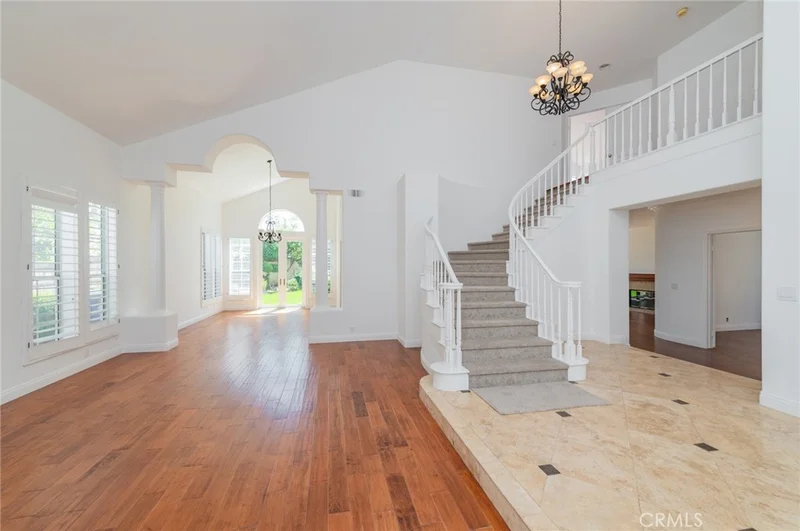 Photo 2 of 13252 Tiburon Way