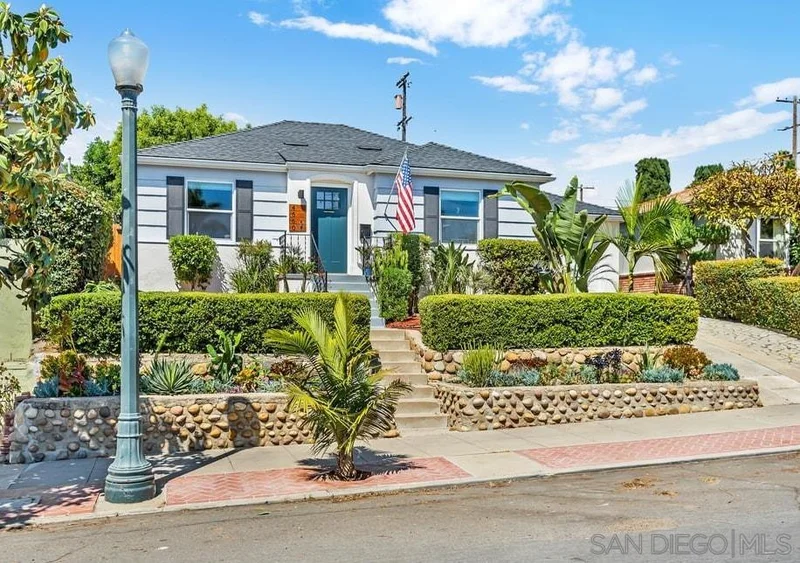 4660 Rolando Blvd, San Diego, CA 92115