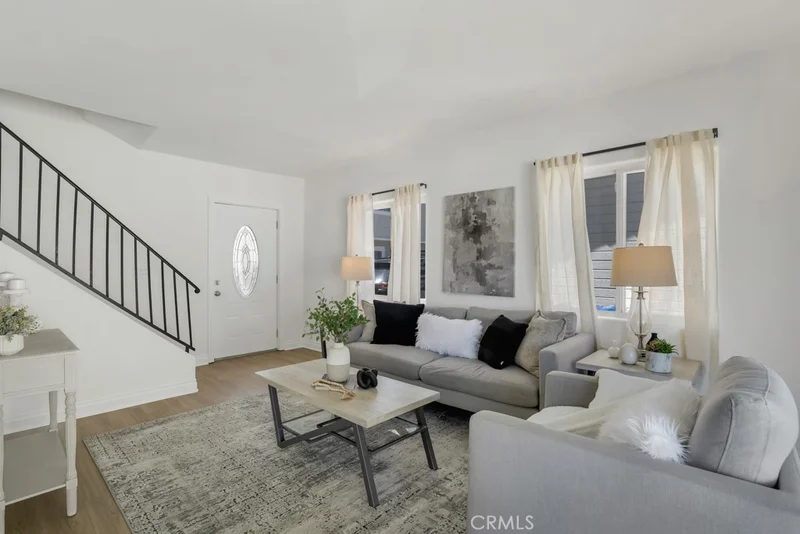 101 Sunset, Thousand Oaks, CA 91362