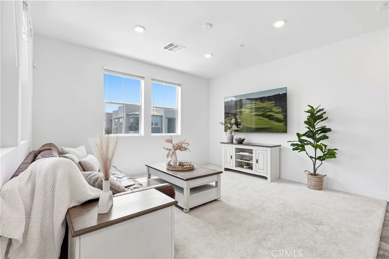 1401 Lasso Way 304 photo 2
