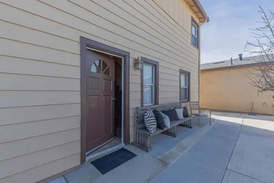 1484 Sonoma Avenue photo 2