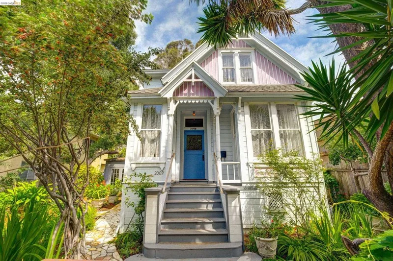 2009 Berkeley Way, Berkeley, CA 94704
