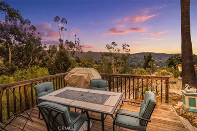 9730 Mustang Way photo 2