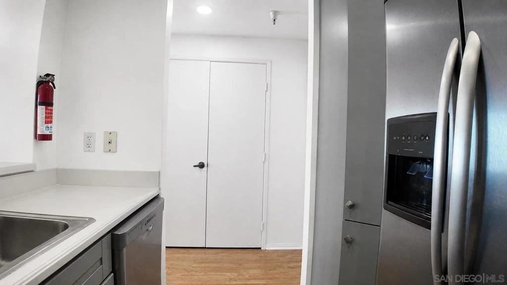 Interior 4