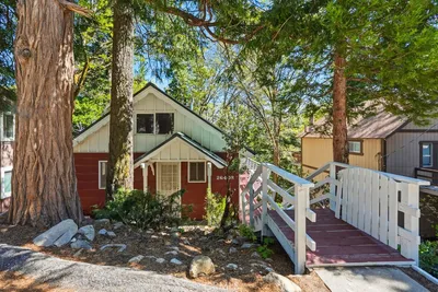 26408 Lake Forest Drive photo 2