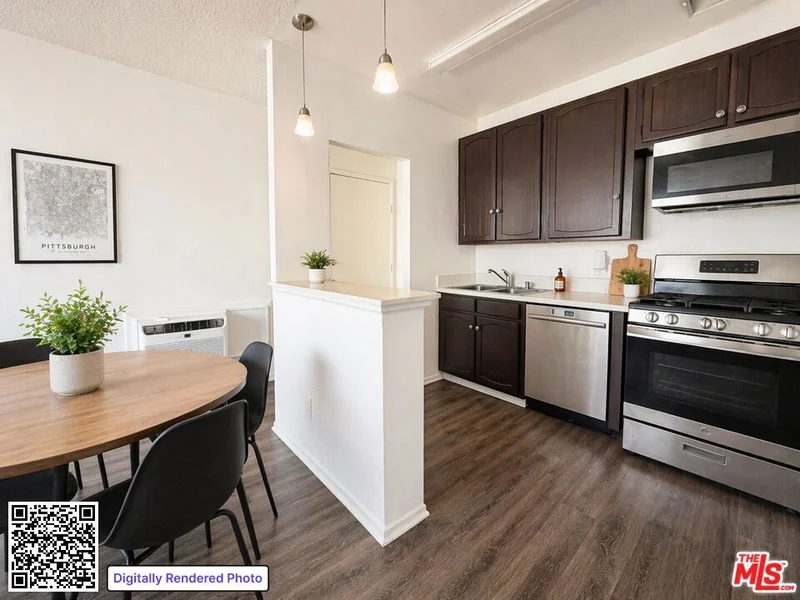 1133 W 36th Place 1 photo 2