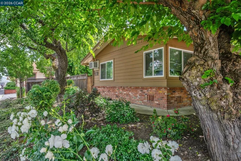 1591 3rd Ave, Walnut Creek, CA 94597