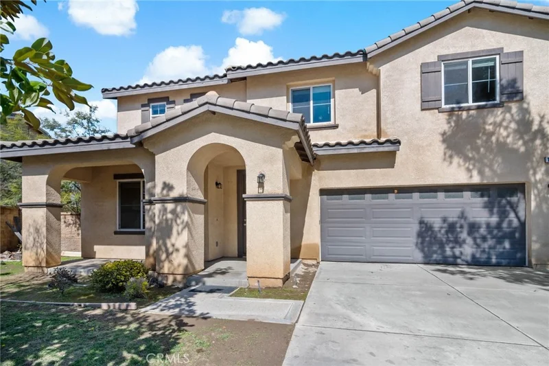 Photo 2 of 16526 Braeburn Lane