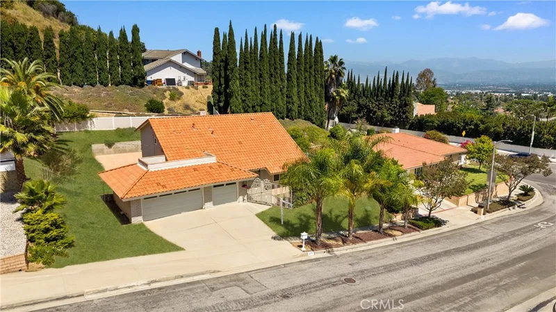 Photo 2 of 3117 Montellano Avenue