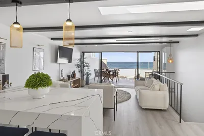11770 Pacific Coast E photo 2