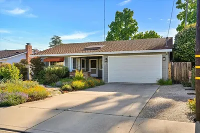 784 Sherman Oaks Drive photo 2