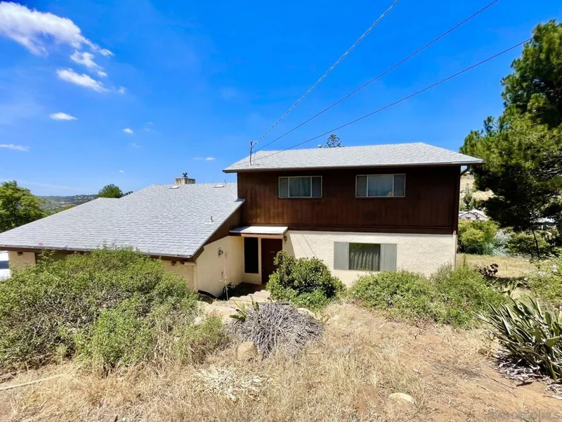 1758 Vista Grande
