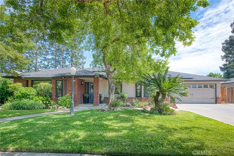 7668 N Hayston photo 2