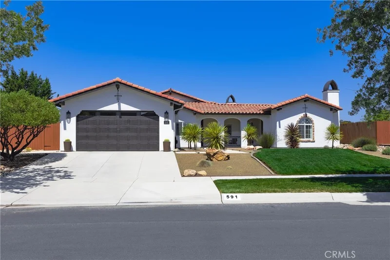 591 Oak Ridge Road, Solvang, CA 93463