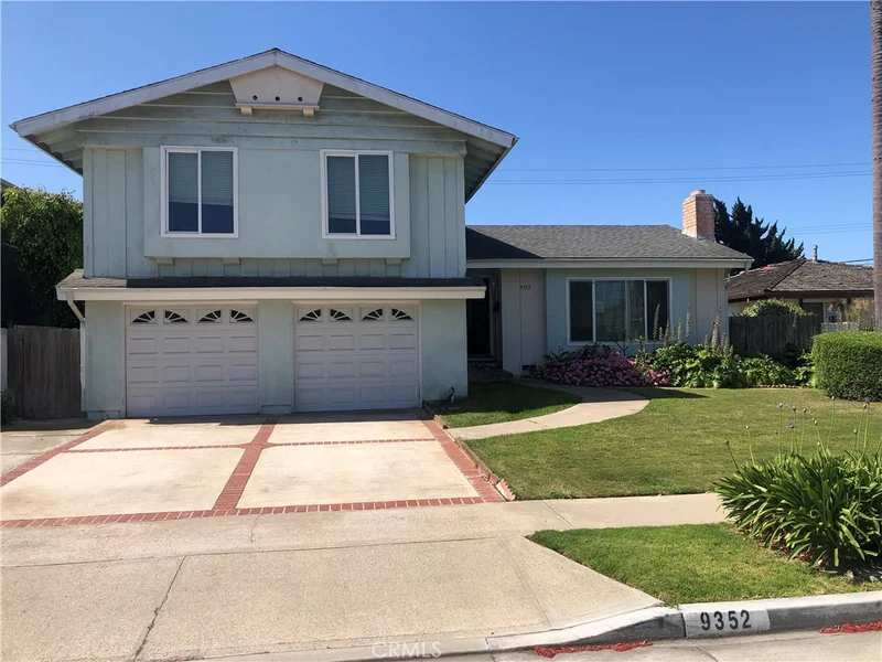 Photo 2 of 9352 Mokihana Drive