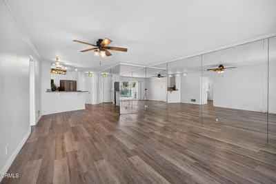 3101 Peninsula Road 121 photo 2