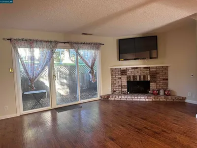 394 Ilo Ln 601 photo 2