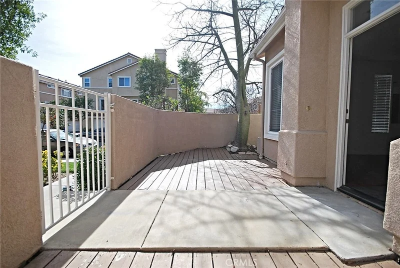 Photo 2 of 25745 Perlman Place A
