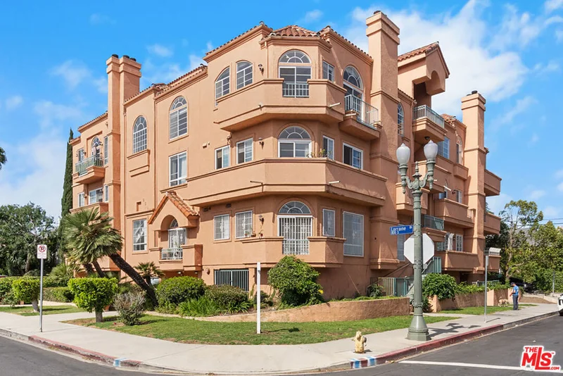 801 Lorraine Boulevard 301 photo 2