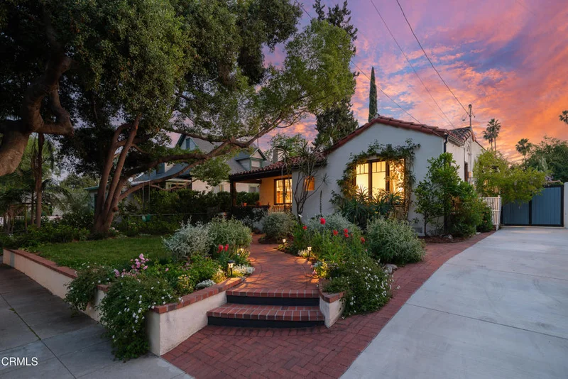 859 Sunset Avenue, Pasadena, CA 91103