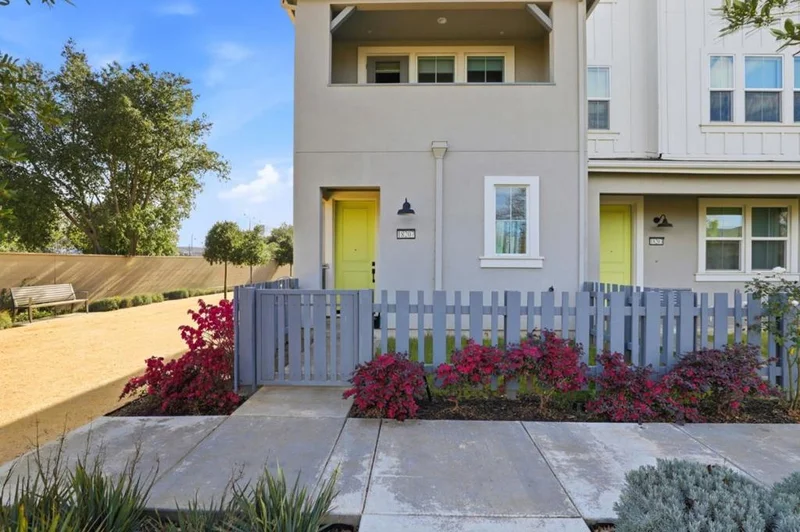 Photo 2 of 18207 Rebollo Lane