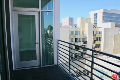 1241 5TH Street 305 photo 2