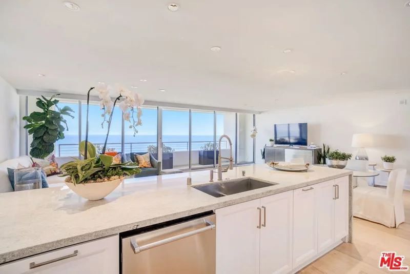 Photo 2 of 1221 W Ocean Avenue 1502