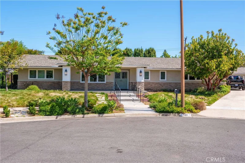 1191 Risa Place, North Tustin, CA 92705
