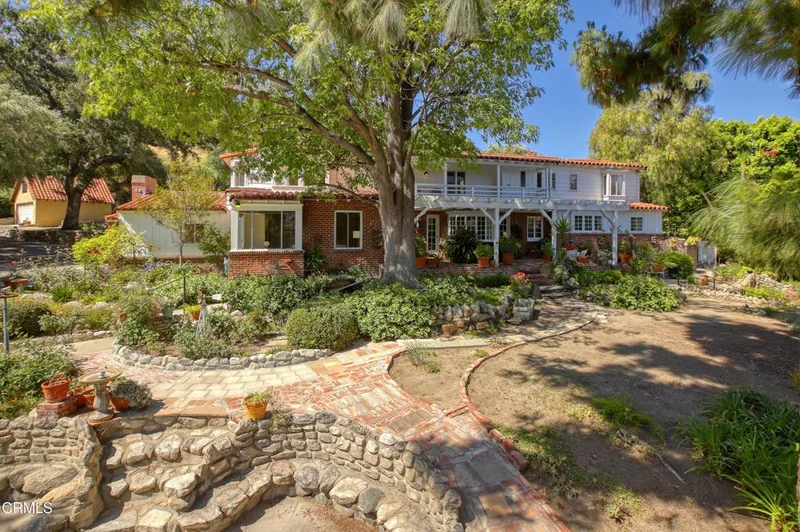 8660 Apperson Street, Los Angeles, CA 91040