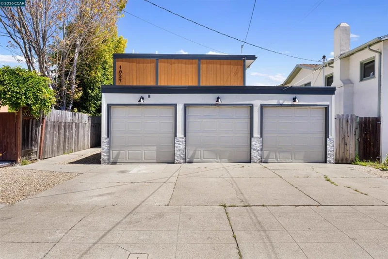 1037 Stannage Ave, Albany, CA 94706