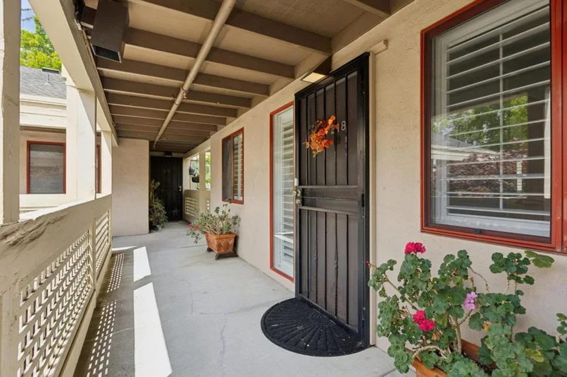 Photo 2 of 443 Alberto Way B218