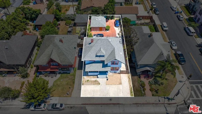 2818 Normandie, Los Angeles, CA 90007