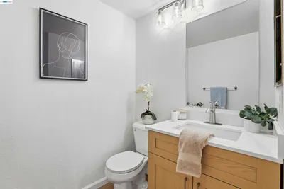 4161 Garibaldi Pl photo 2