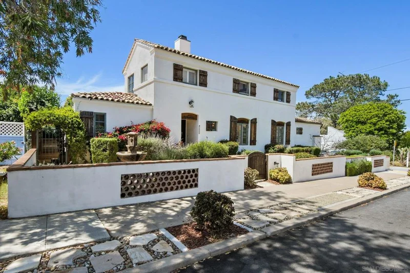 1664 Guizot St, San Diego, CA 92107