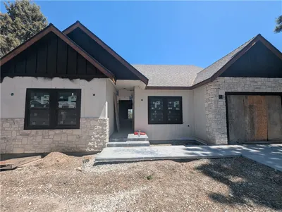 736 Villa Grove photo 2