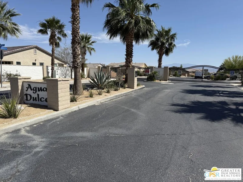 66355 Lantana Lane photo 2