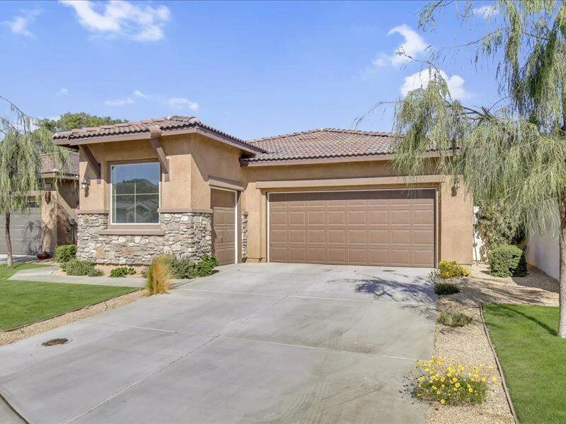 82676 Burnette Drive photo 2