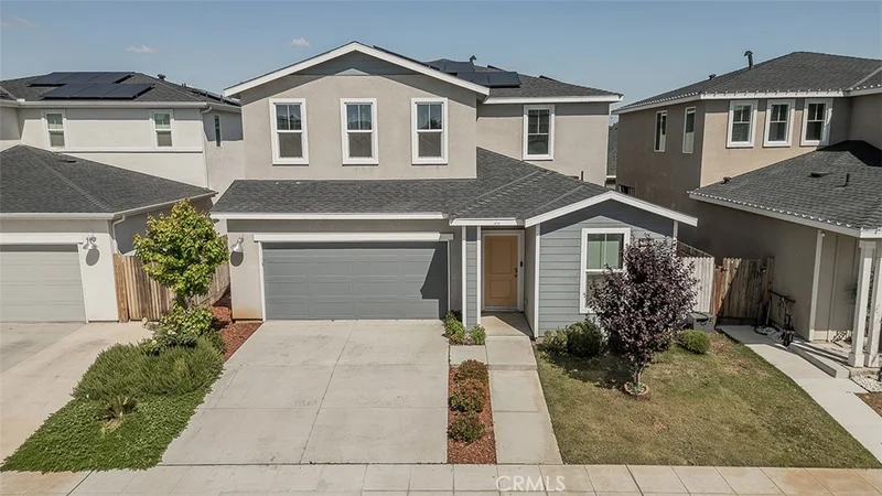 2844 N Vahe