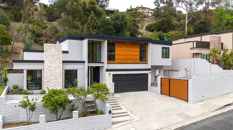 Photo 2 of 17064 Escalon Drive