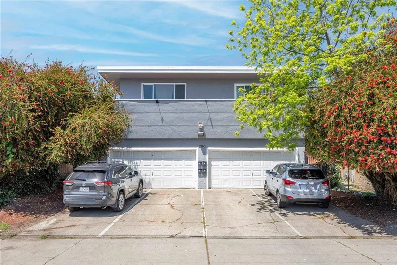 2261 48th, Oakland, CA 94601