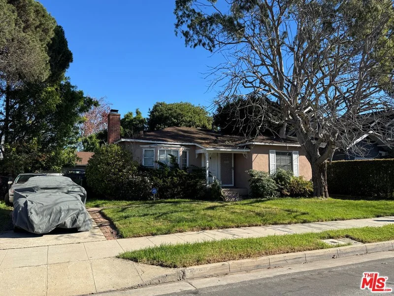 Photo 2 of 2521 33rd Street