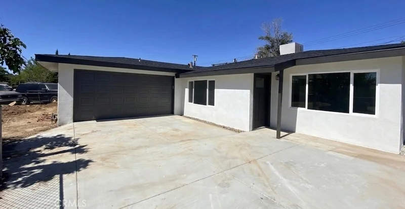 1103 W Avenue J10, Lancaster, CA 93534