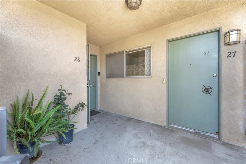 14919 S Normandie 27 photo 2