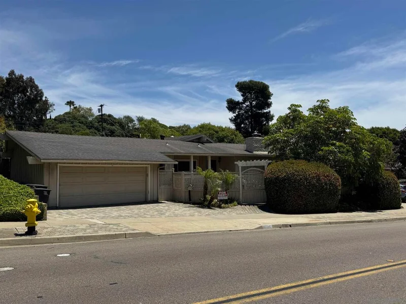 3722 Del Mar Avenue photo 2