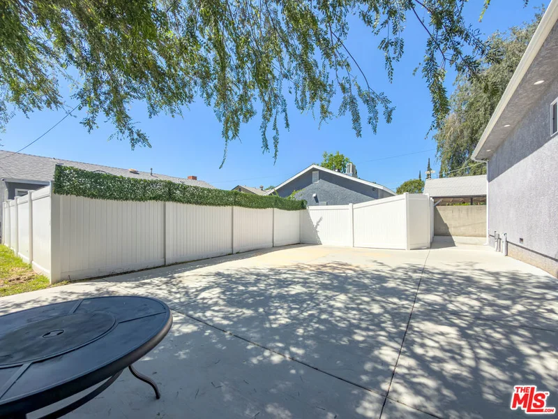 Photo 2 of 15447 Septo Street