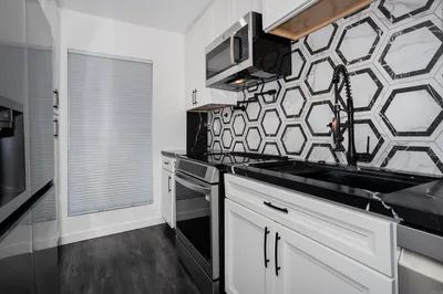 5700 Baltimore Drive 16 photo 2
