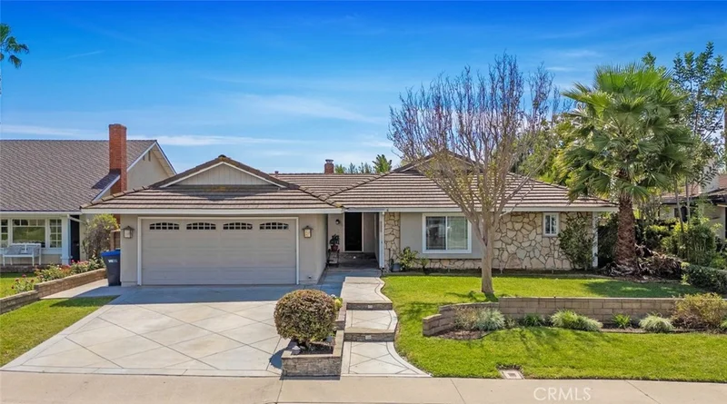 25532 Rhoda Dr, Mission Viejo, CA 92691