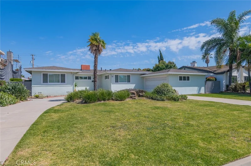 10252 Lesterford, Downey, CA 90241