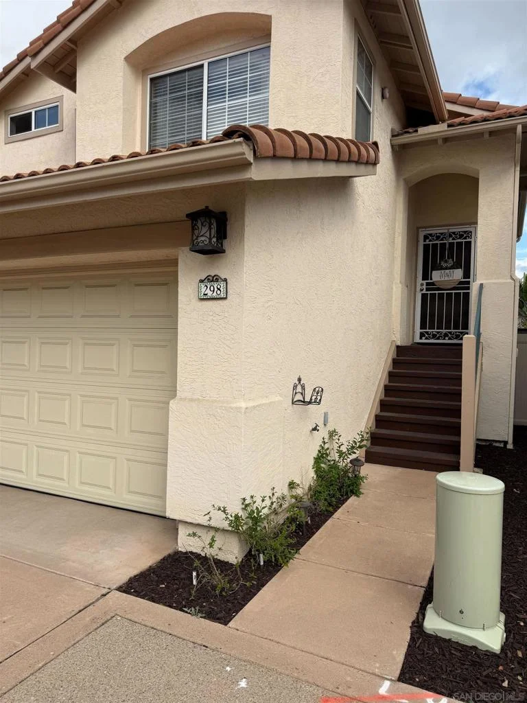 298 Brookview Ct, Santee, CA 92071