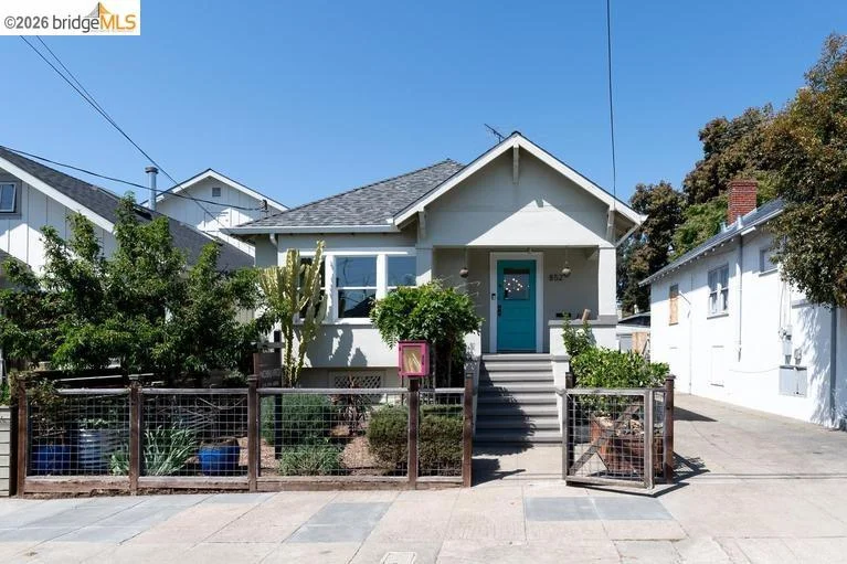 852 46th St, Oakland, CA 94608